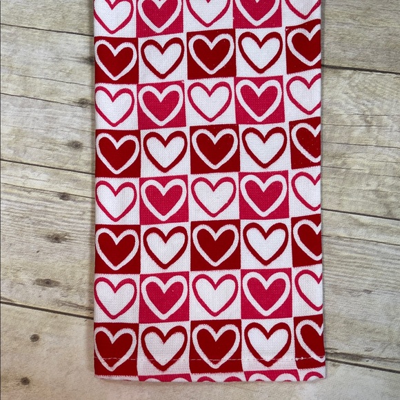 Crochet Top Single Thickness Hanging Towel Valentines Day - Picture 3 of 4